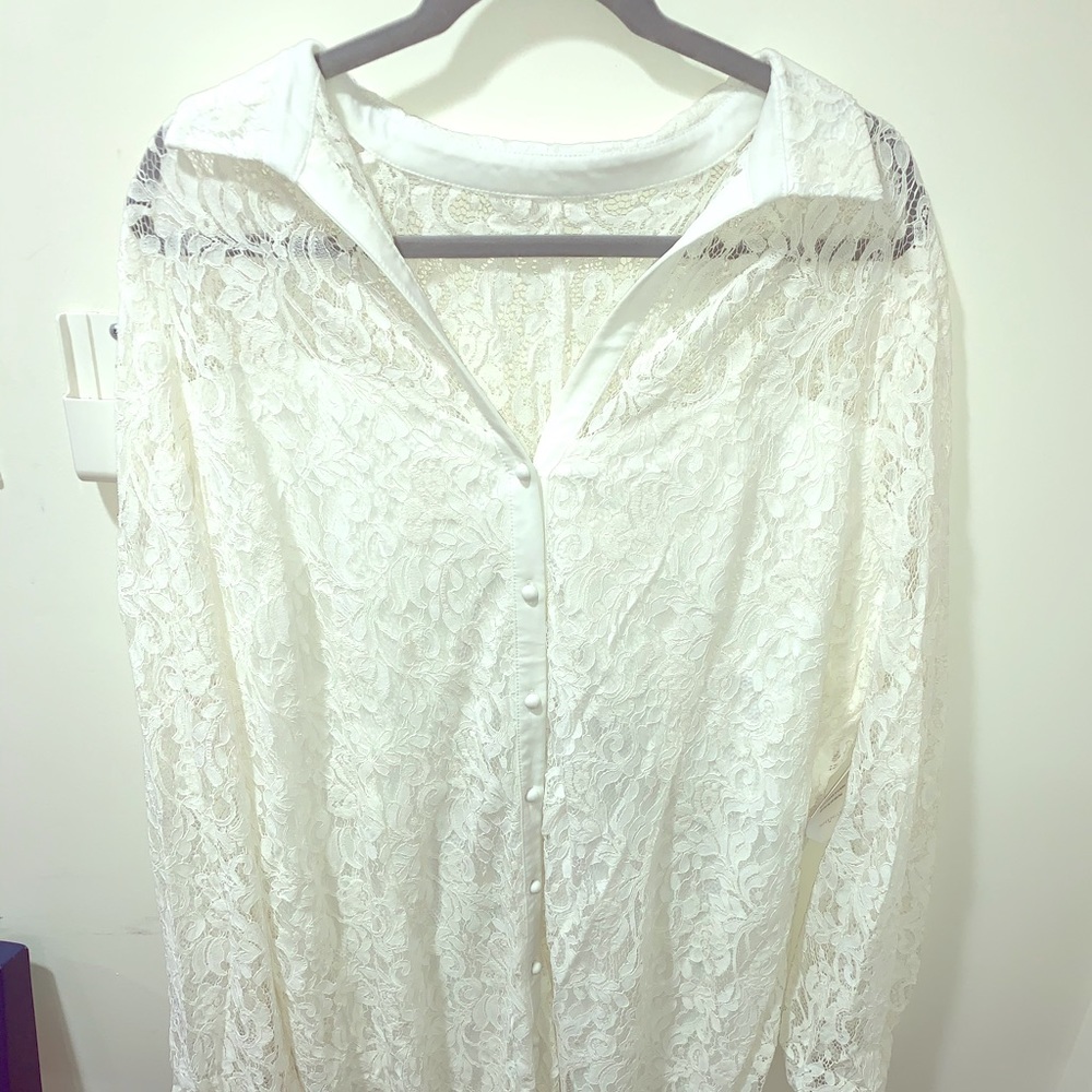 Whit Paper Dolls Collar Lace Dress